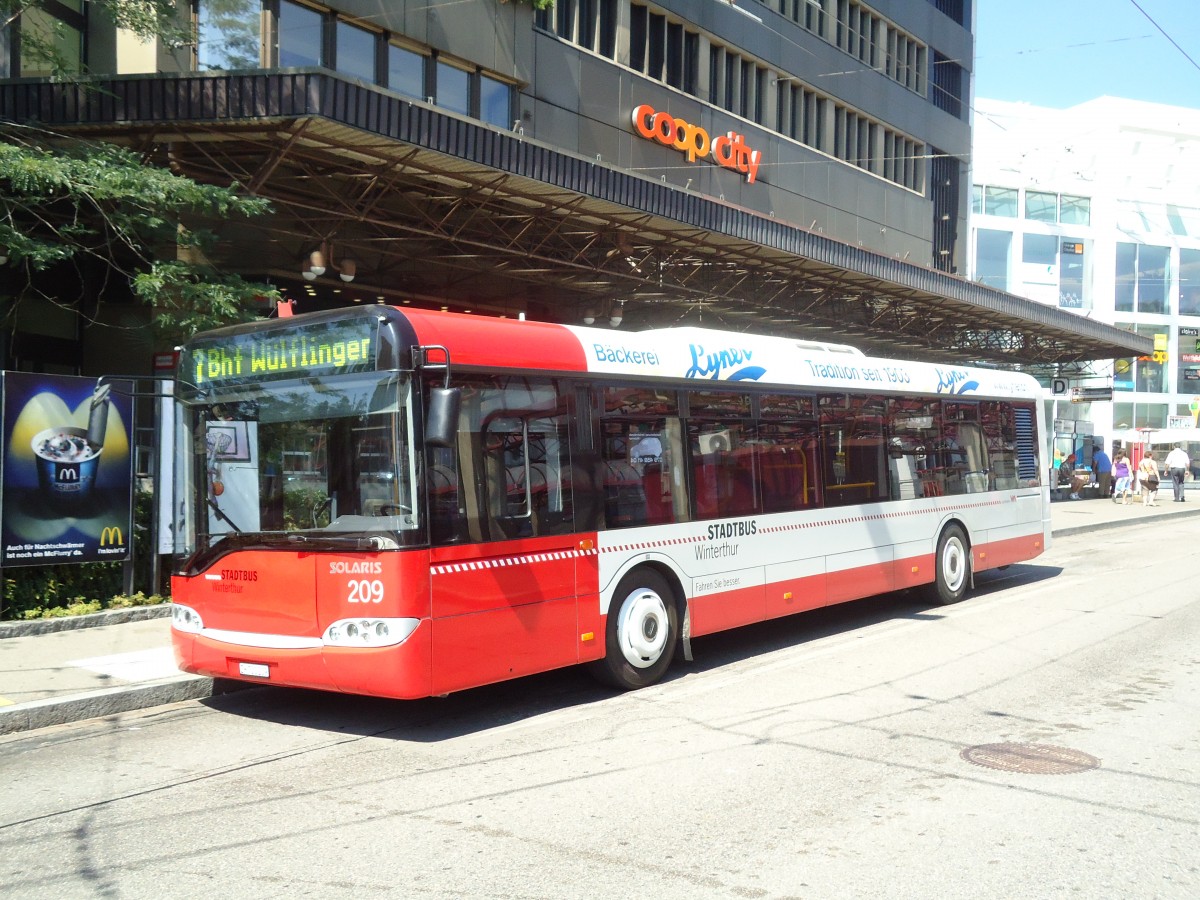 (129'037) - SW Winterthur - Nr. 209/ZH 730'209 - Solaris am 22. August 2010 beim Hauptbahnhof Winterthur