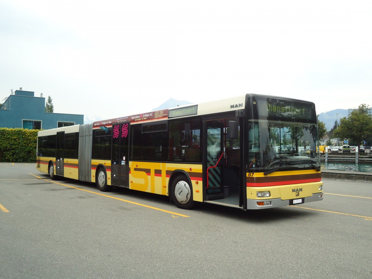 (129'107) - STI Thun - Nr. 87/BE 572'087 - MAN am 23. August 2010 bei der Schifflndte Thun