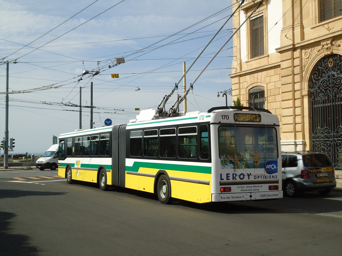 (129'532) - TN Neuchtel - Nr. 170 - FBW/Hess Gelenktrolleybus am 6. September 2010 in Neuchtel, Place Pury