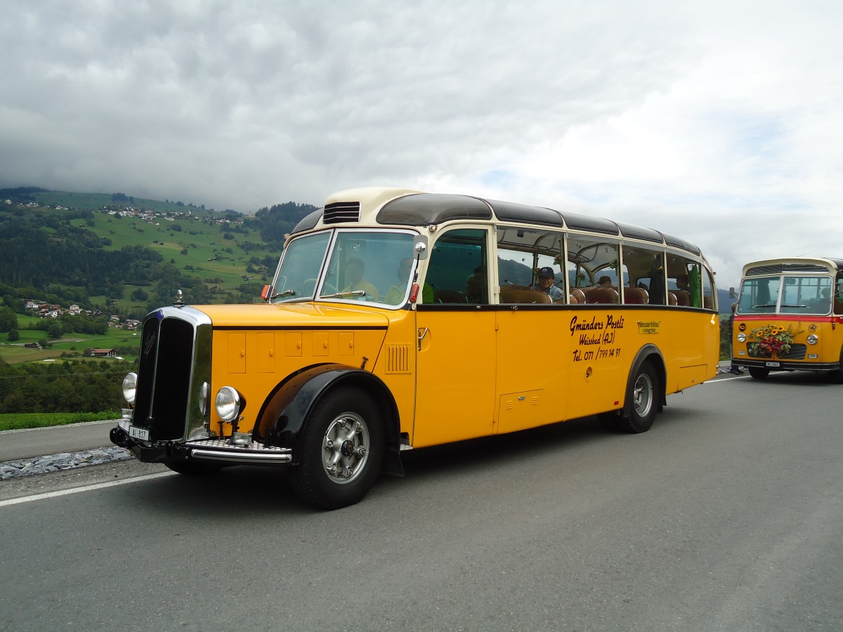 (129'888) - Gmnder, Weissbad - AI 817 - Saurer/Gangloff (ex P 23'144; ex P 2213) am 18. September 2010 in Castrisch, Schleps