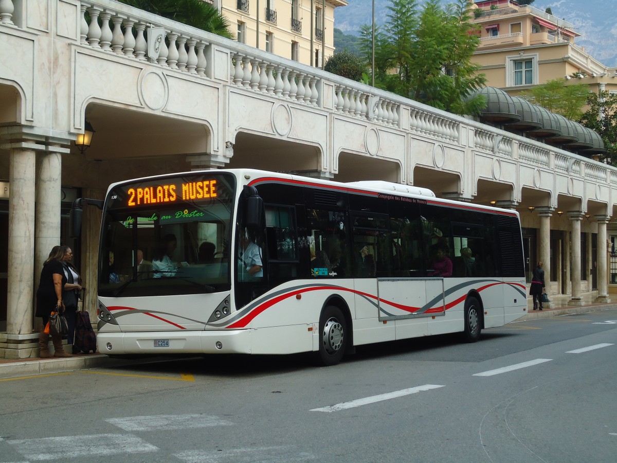 (130'651) - CAM Monaco - Nr. 136/C254 - Van Hool am 16. Oktober 2010 in Monaco, Casino