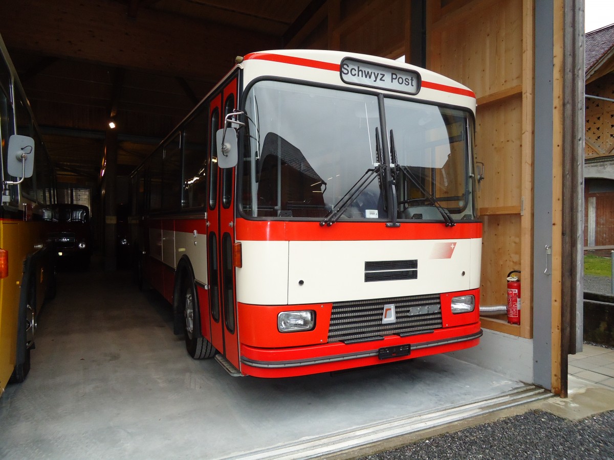 (130'789) - Frey, Opfikon - FBW/R&J (ex Tiemann, Oetwil Nr. 20; ex AAGS Schwyz Nr. 20) am 24. Oktober 2010 in Ziegelbrcke, Museum HNF