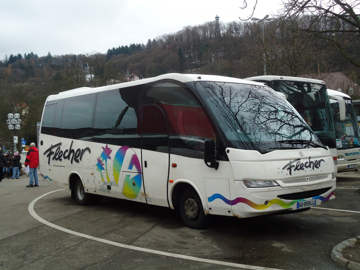 (131'576) - Aus Frankreich: Flecher, Ohnenheim - AQ 858 LL - Indcar am 11. Dezember 2010 in Freiburg, Karlsplatz
