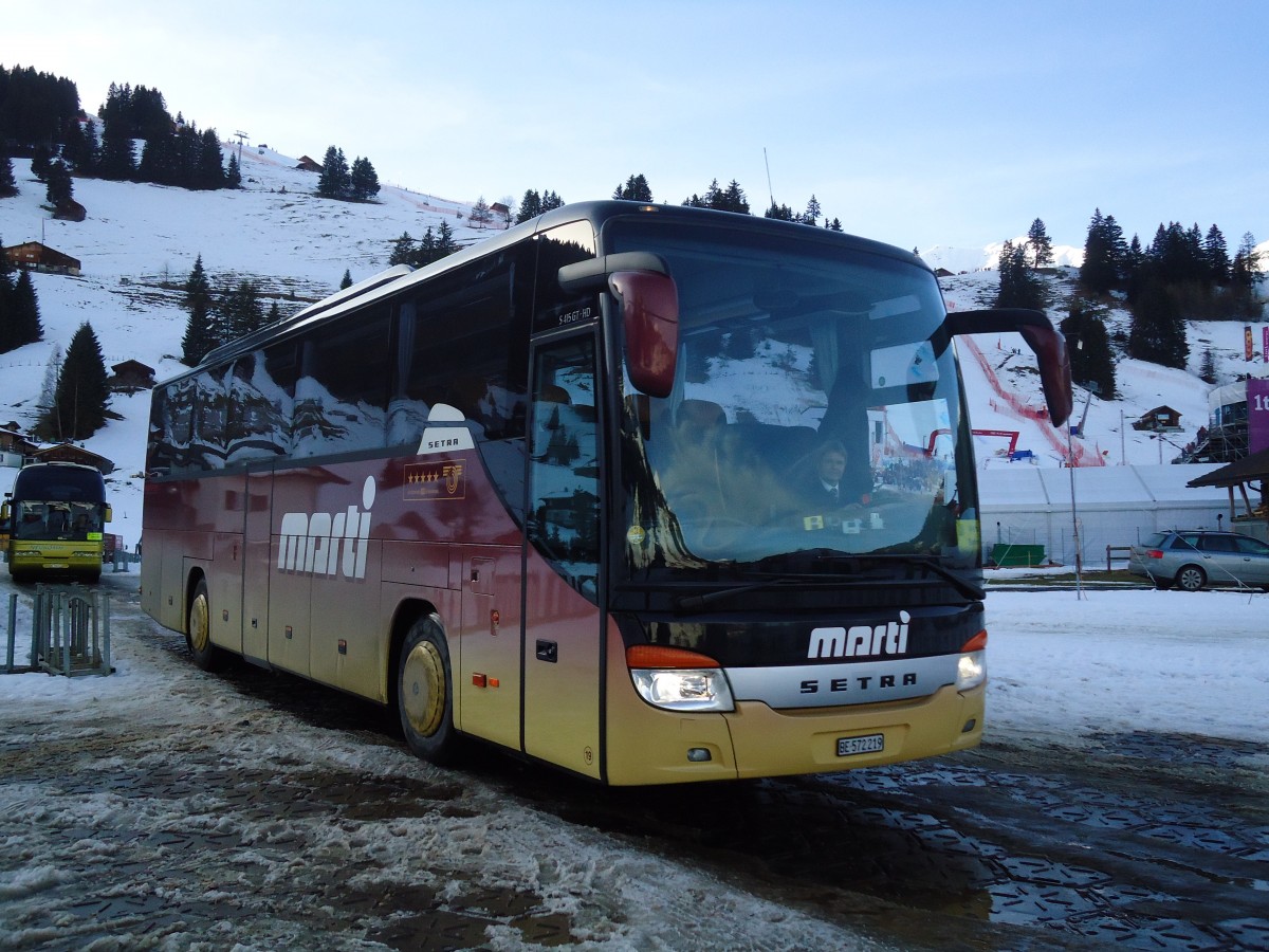 (132'179) - Marti, Kallnach - Nr. 19/BE 572'219 - Setra am 8. Januar 2011 in Adelboden, Weltcup