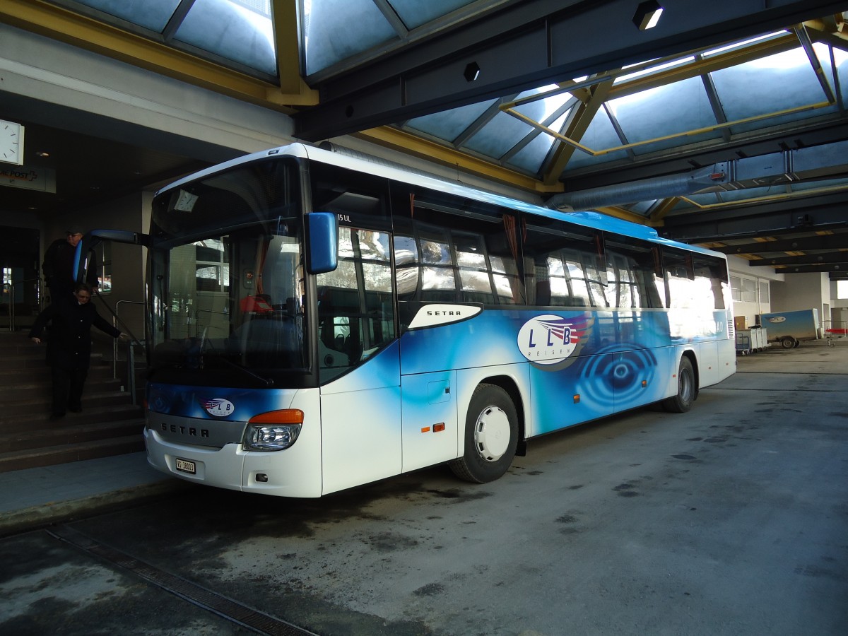 (132'341) - LLB Susten - Nr. 3/VS 38'003 - Setra am 16. Januar 2011 in Leukerbad, Busbahnhof