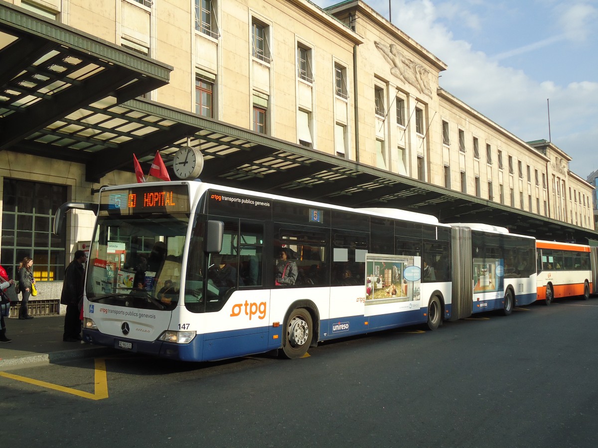 (132'798) - TPG Genve - Nr. 147/GE 960'531 - Mercedes am 10. Mrz 2011 beim Bahnhof Genve