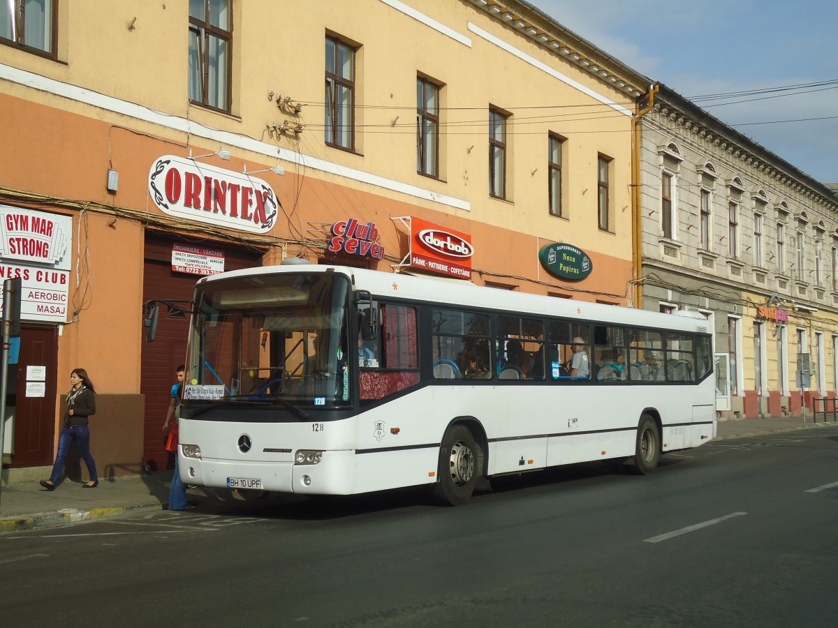 (136'553) - OTL Oradea - Nr. 128/BH 10 UPF - Mercedes am 6. Oktober 2011 in Oradea