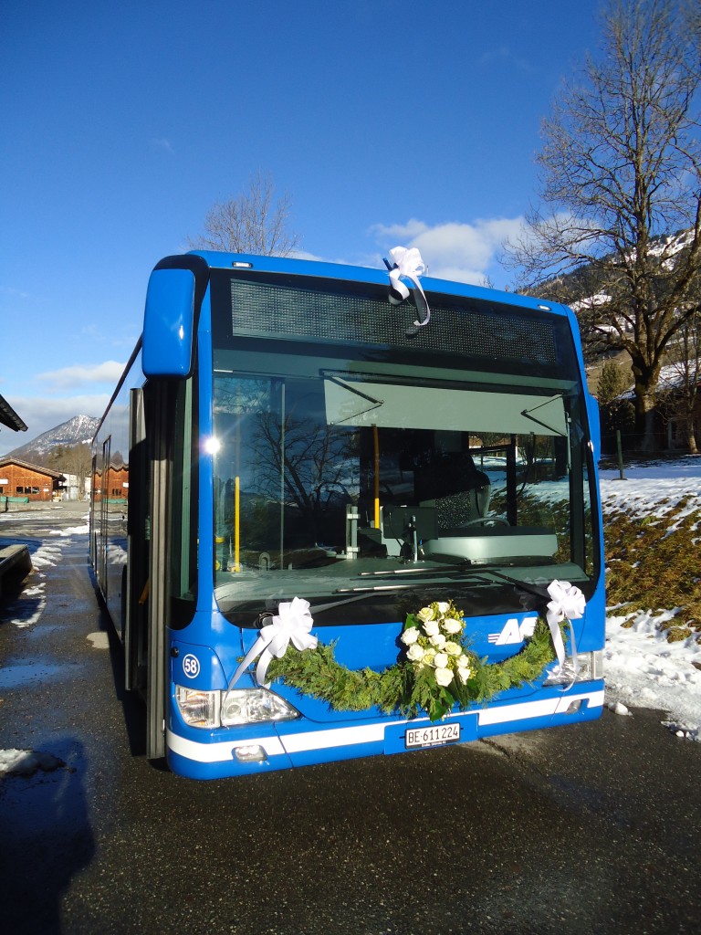 (137'137) - AFA Adelboden - Nr. 58/BE 611'224 - Mercedes am 11. Dezember 2011 beim Bahnhof Lenk