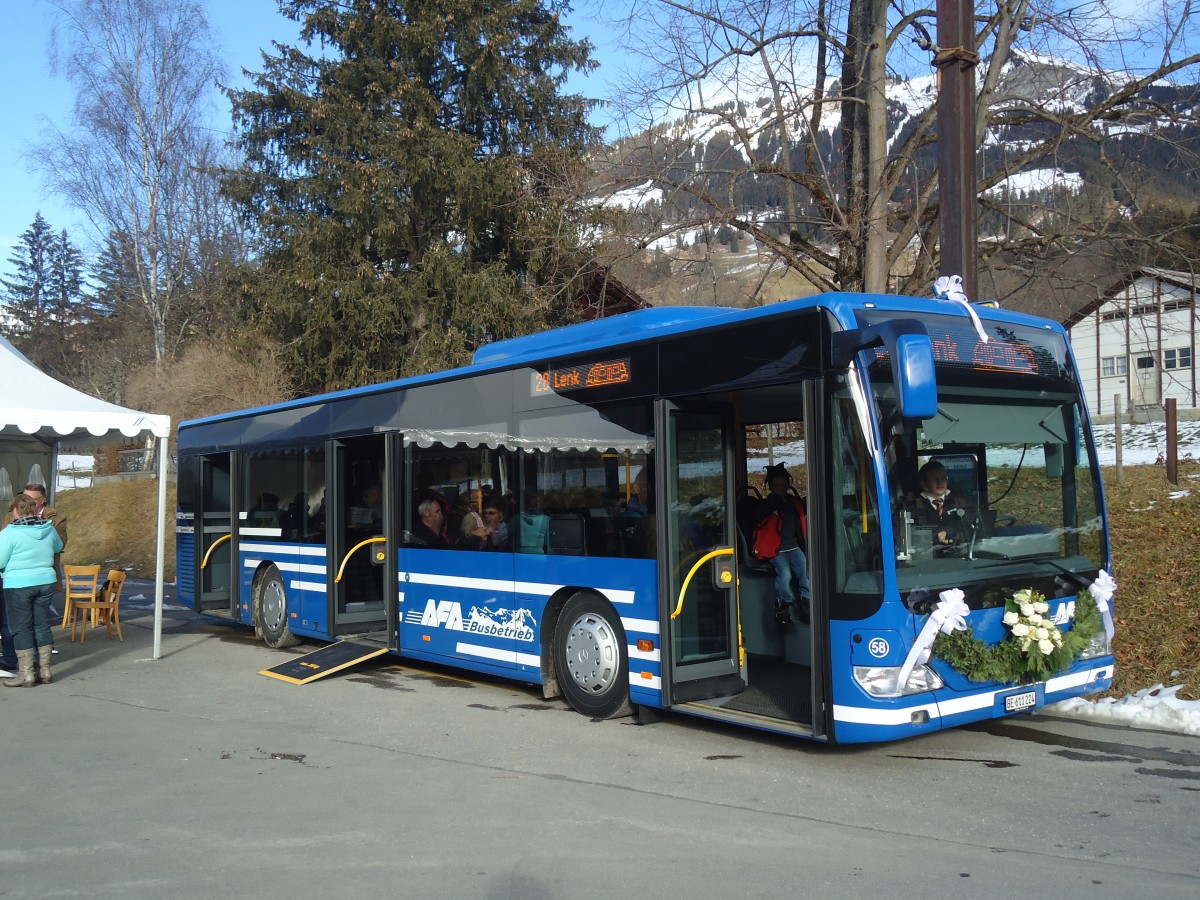 (137'184) - AFA Adelboden - Nr. 58/BE 611'224 - Mercedes am 11. Dezember 2011 beim Bahnhof Lenk