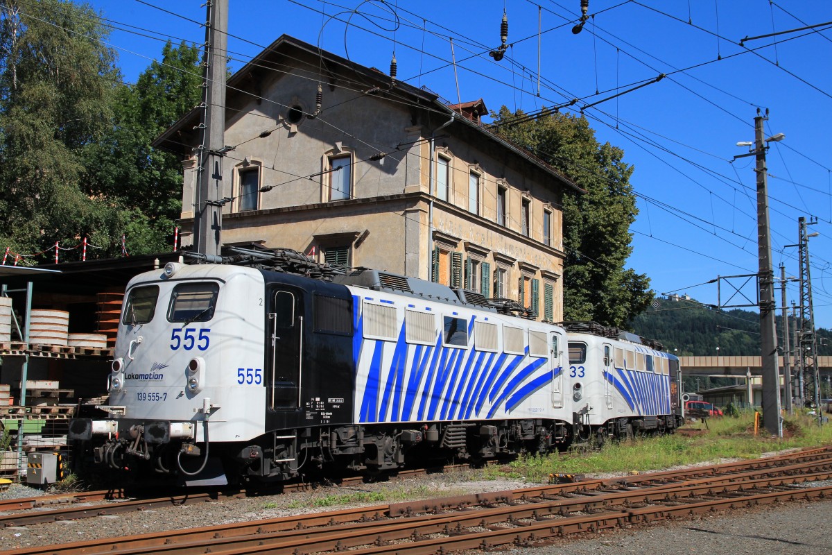 139 555-7 wartet am 17. August 2014 im Bahnhof von Kufstein auf neue Aufgaben.