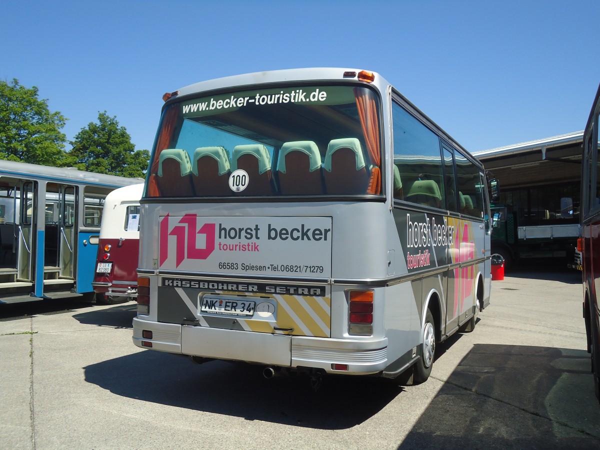 (139'693) - Aus Deutschland: Becker, Spiesen - NK-ER 34 - Setra am 16. Juni 2012 in Hinwil, AMP