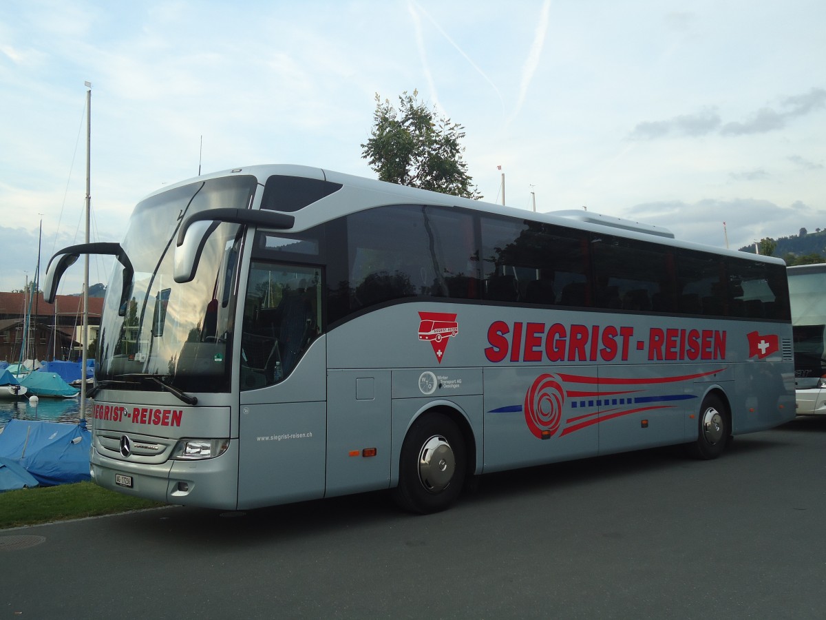 (141'034) - Siegrist, Eiken - Nr. 36/AG 17'236 - Mercedes am 4. August 2012 in Thun, Strandbad