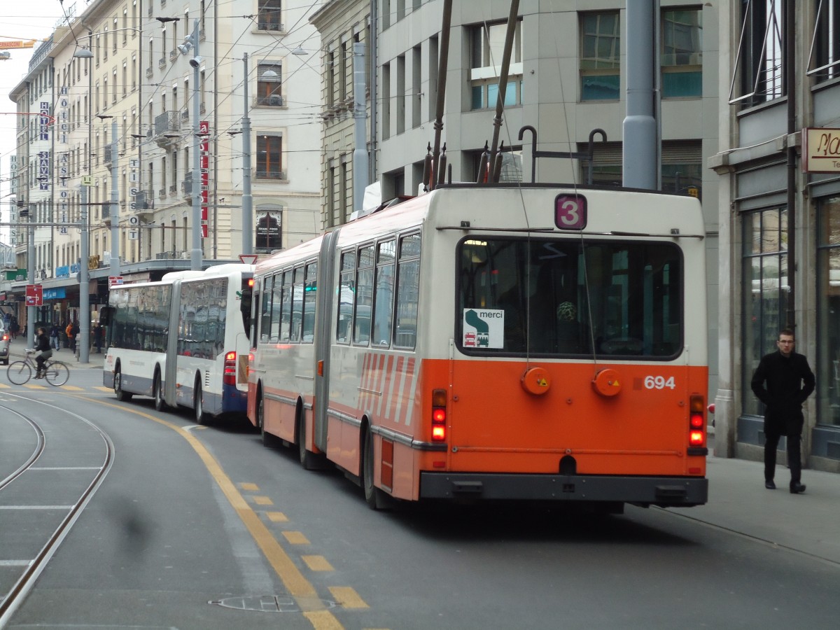 (143'369) - TPG Genve - Nr. 694 - NAW/Hess Gelenktrolleybus am 22. Februar 2013 in Genve, Coutance