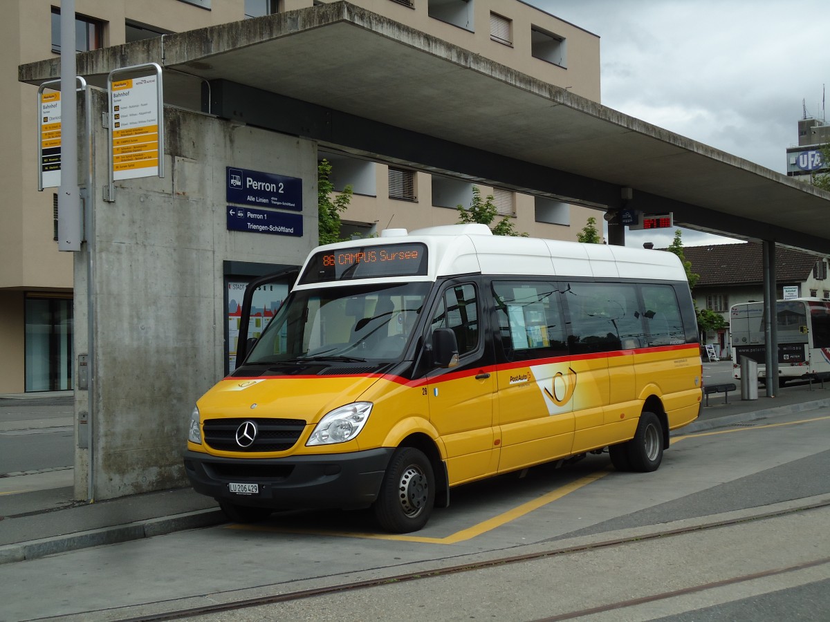 (144'920) - Hfliger, Sursee - Nr. 28/LU 206'429 - Mercedes am 10. Juni 2013 beim Bahnhof Sursee