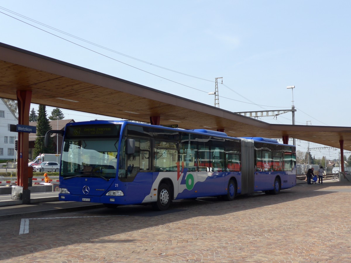 (149'500) - VZO Grningen - Nr. 21/ZH 167'321 - Mercedes am 31. Mrz 2014 beim Bahnhof Wetzikon