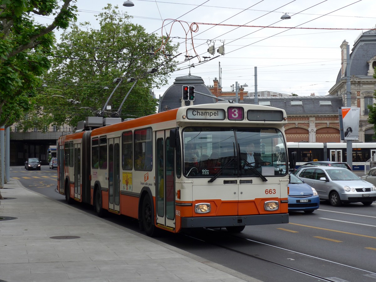 (150'812) - TPG Genve - Nr. 663 - Saurer/Hess Gelenktrolleybus am 26. Mai 2014 in Genve, Place des Vingt-Deux-Cantons