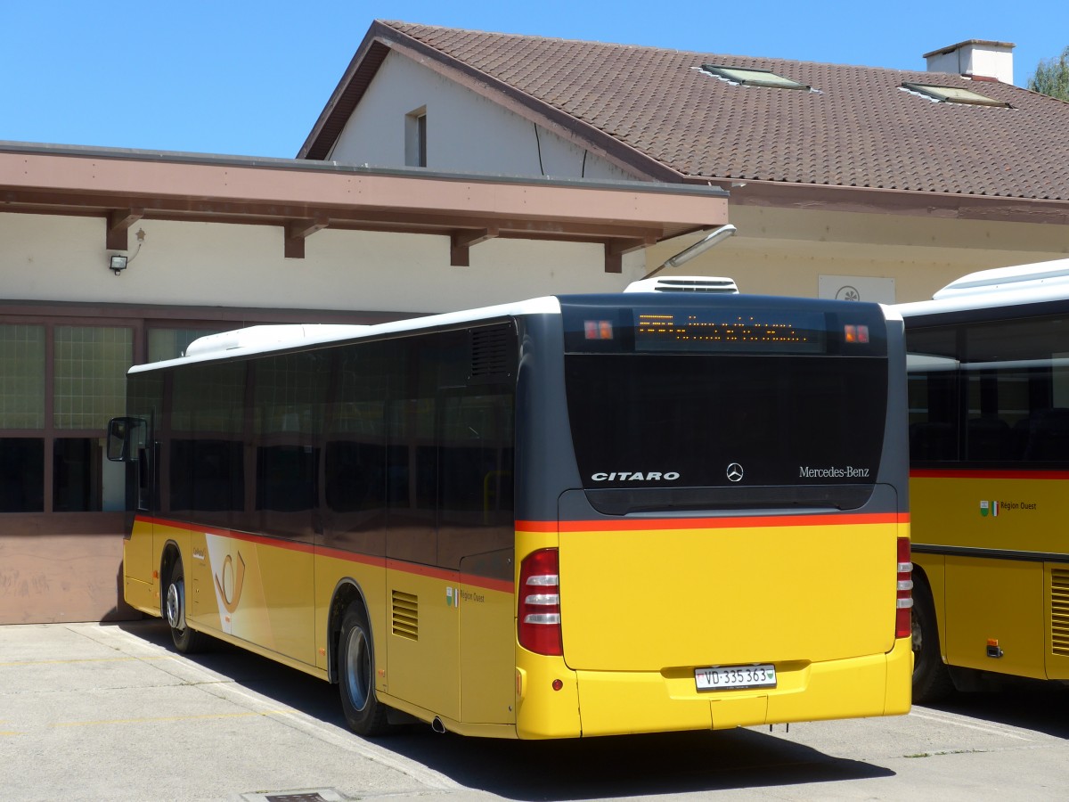 (151'762) - CarPostal Ouest - VD 335'363 - Mercedes am 21. Juni 2014 in Yverdon, Garage 