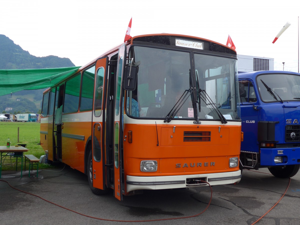 (151'902) - Mangold, Oberengstringen - ZH 368'719 - Saurer/Hess (ex RhV Altsttten Nr. 45) am 28. Juni 2014 in Interlaken, Flugplatz