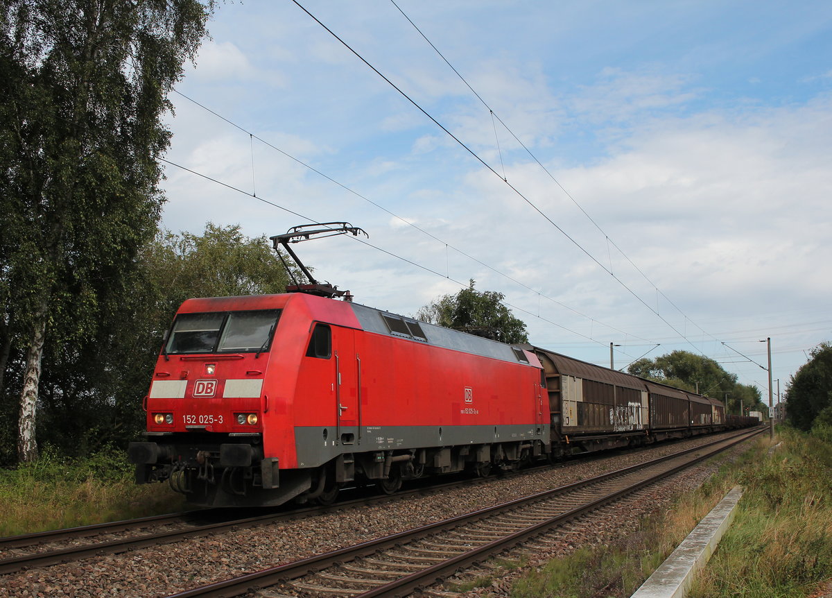 152 025-3 am 2. September 2016 bei Hamburg-Moorburg.