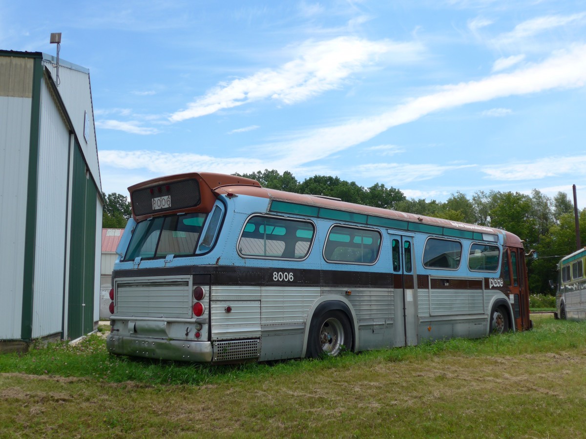 (152'543) - Pace Arlington Hights - Nr. 8006 - GMC am 11. Juli 2014 in Union, Railway Museum