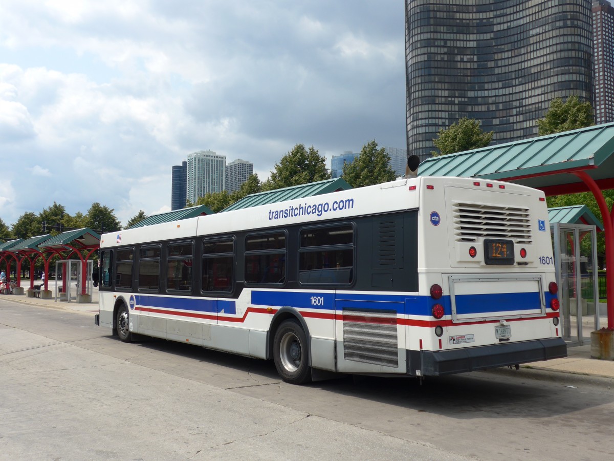 (153'115) - CTA Chicago - Nr. 1601/M 168'977 - New Flyer am 18. Juli 2014 in Chicago, Navy Pier