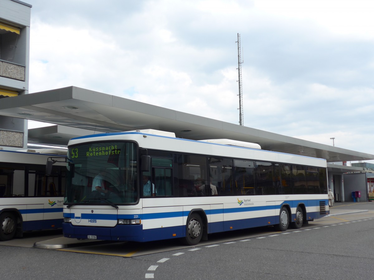 (154'116) - Odermatt, Rotkreuz - Nr. 221/ZG 25'786 - Scania/Hess am 19. August 2014 beim Bahnhof Rotkreuz