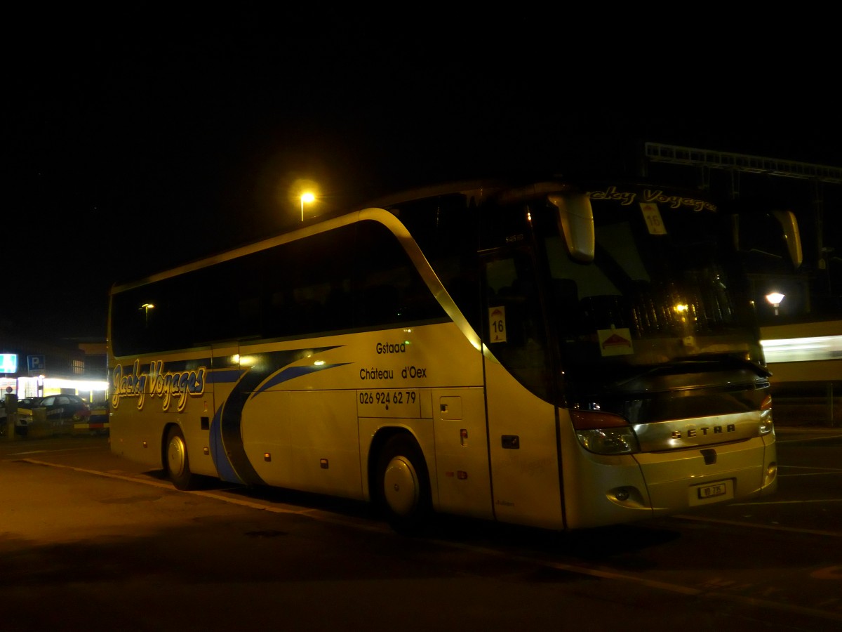 (155'430) - Gander, Chteau-d'Oex - VD 735 - Setra am 2. Oktober 2014 in Thun, CarTerminal