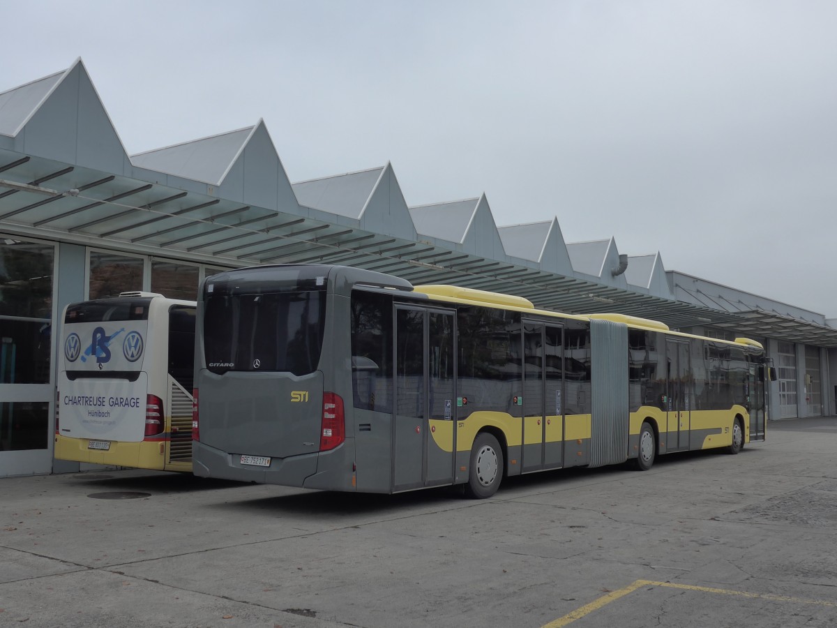 (156'126) - STI Thun - Nr. 171/BE 752'171 - Mercedes am 26. Oktober 2014 in Thun, Garage