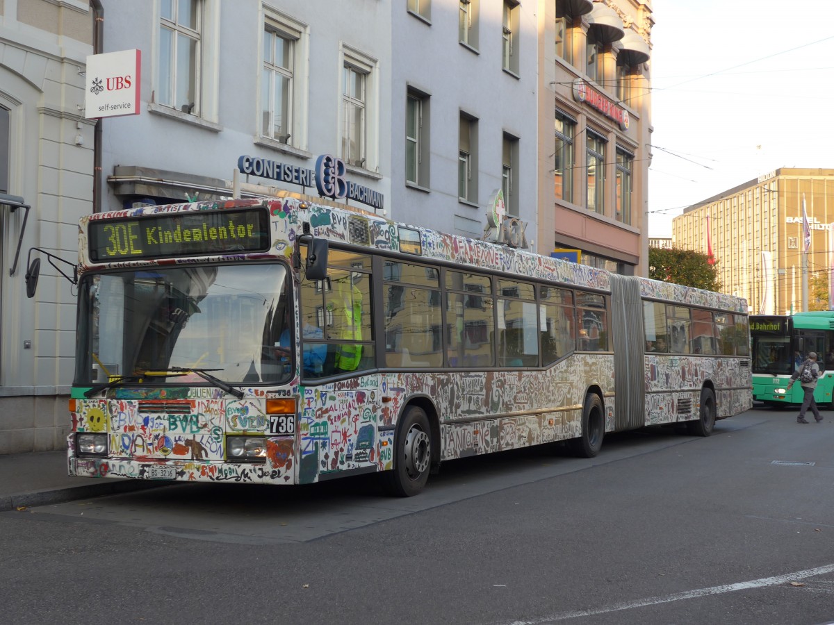 (156'185) - BVB Basel - Nr. 736/BS 3236 - Mercedes (ex VAG Freiburg/D Nr. 936) am 27. Oktober 2014 beim Bahnhof Basel