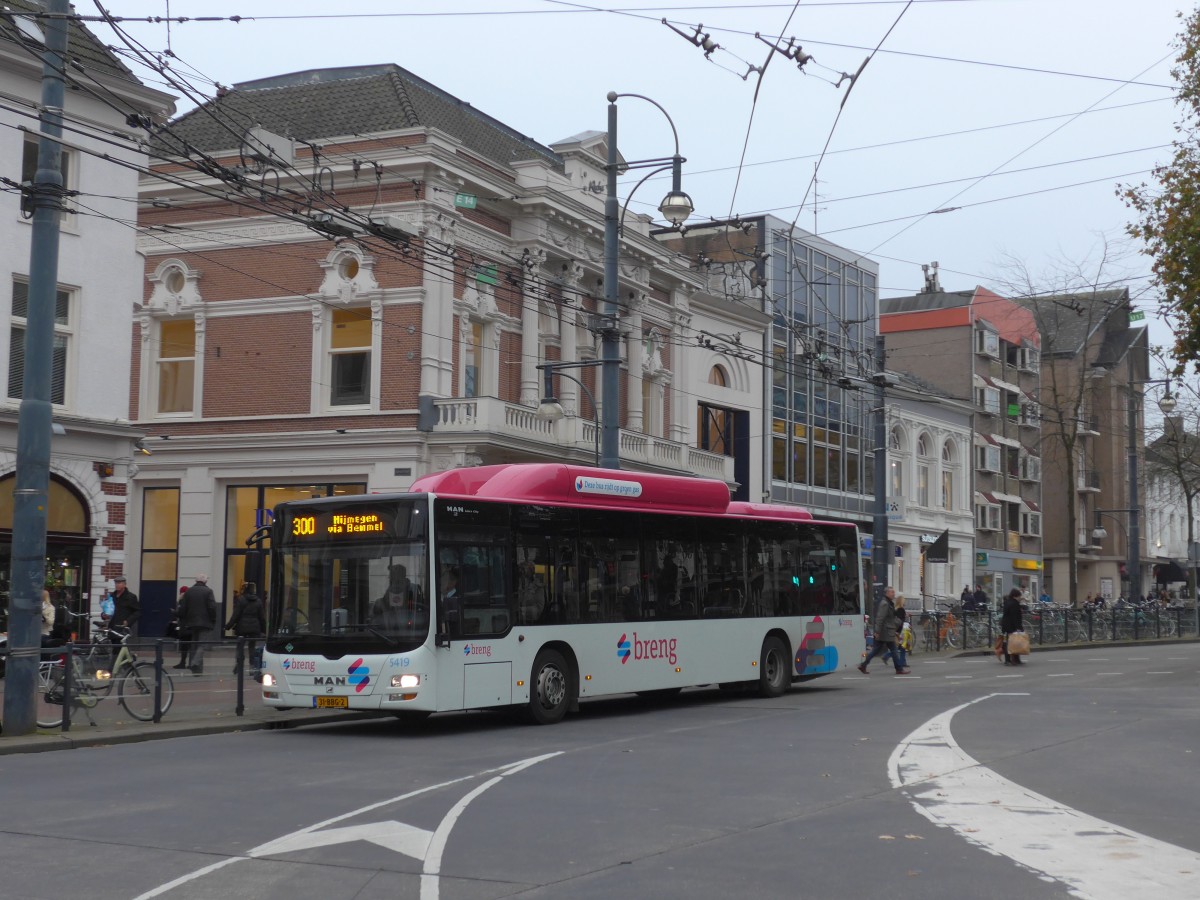 (157'042) - Breng, Ijsselmuiden - Nr. 5419/31-BBG-2 - MAN am 20. November 2014 in Arnhem, Willemsplein