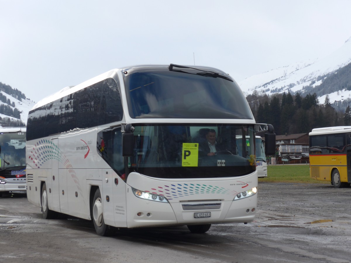 (158'360) - ASm Langenthal - Nr. 8/BE 659'683 - Neoplan am 11. Januar 2015 in Frutigen, Flugplatz