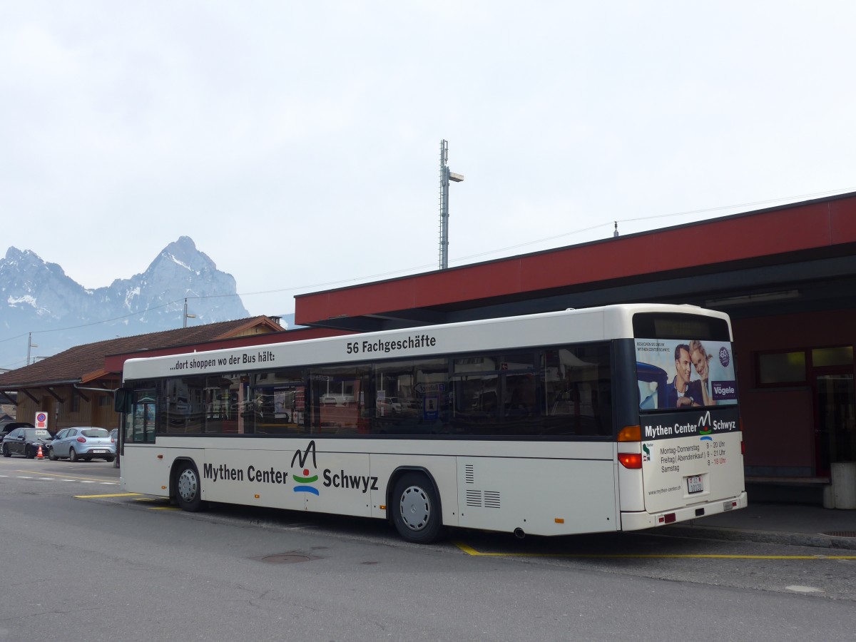 (159'241) - AAGS Schwyz - Nr. 20/SZ 10'120 - Mercedes/Hess am 17. Mrz 2015 beim Bahnhof Brunnen