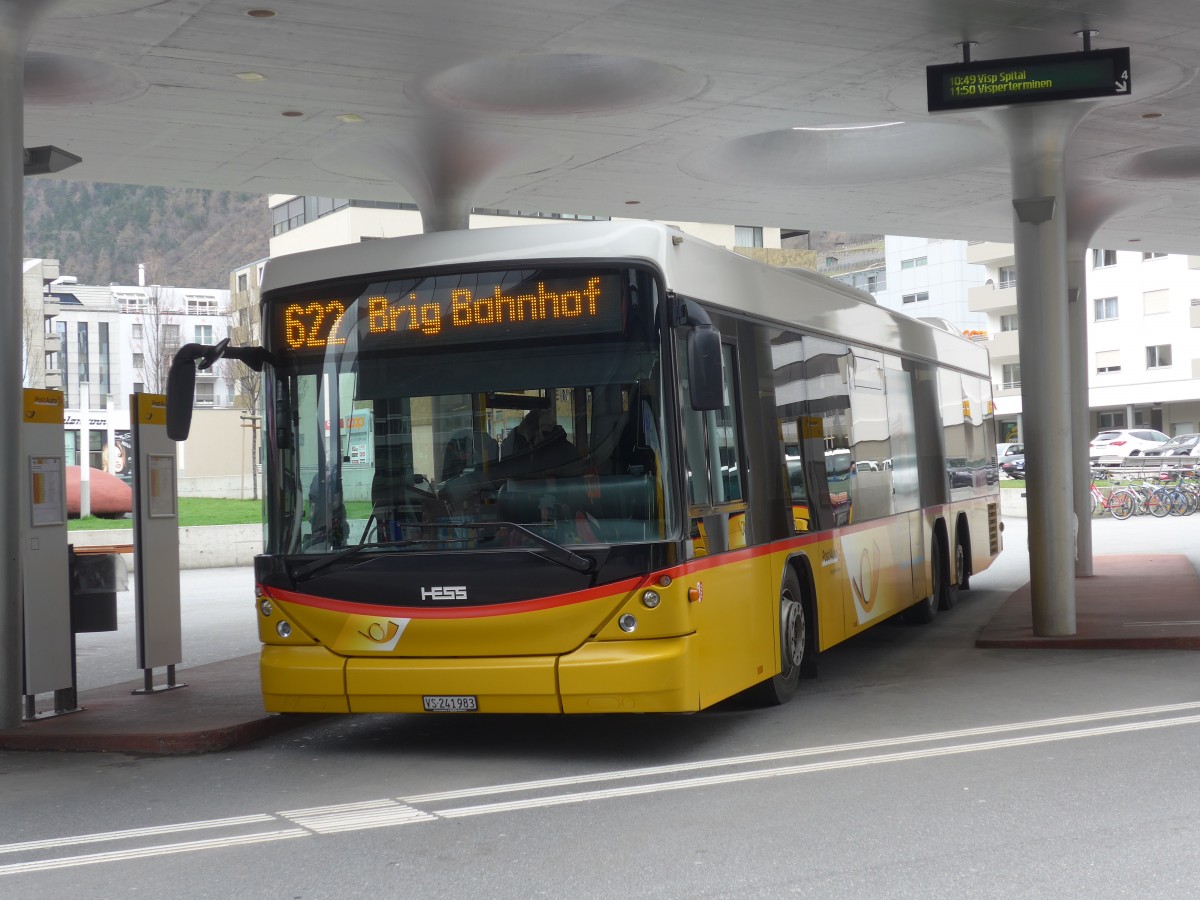 (159'595) - PostAuto Wallis - VS 241'983 - Scania/Hess am 2. April 2015 beim Bahnhof Visp