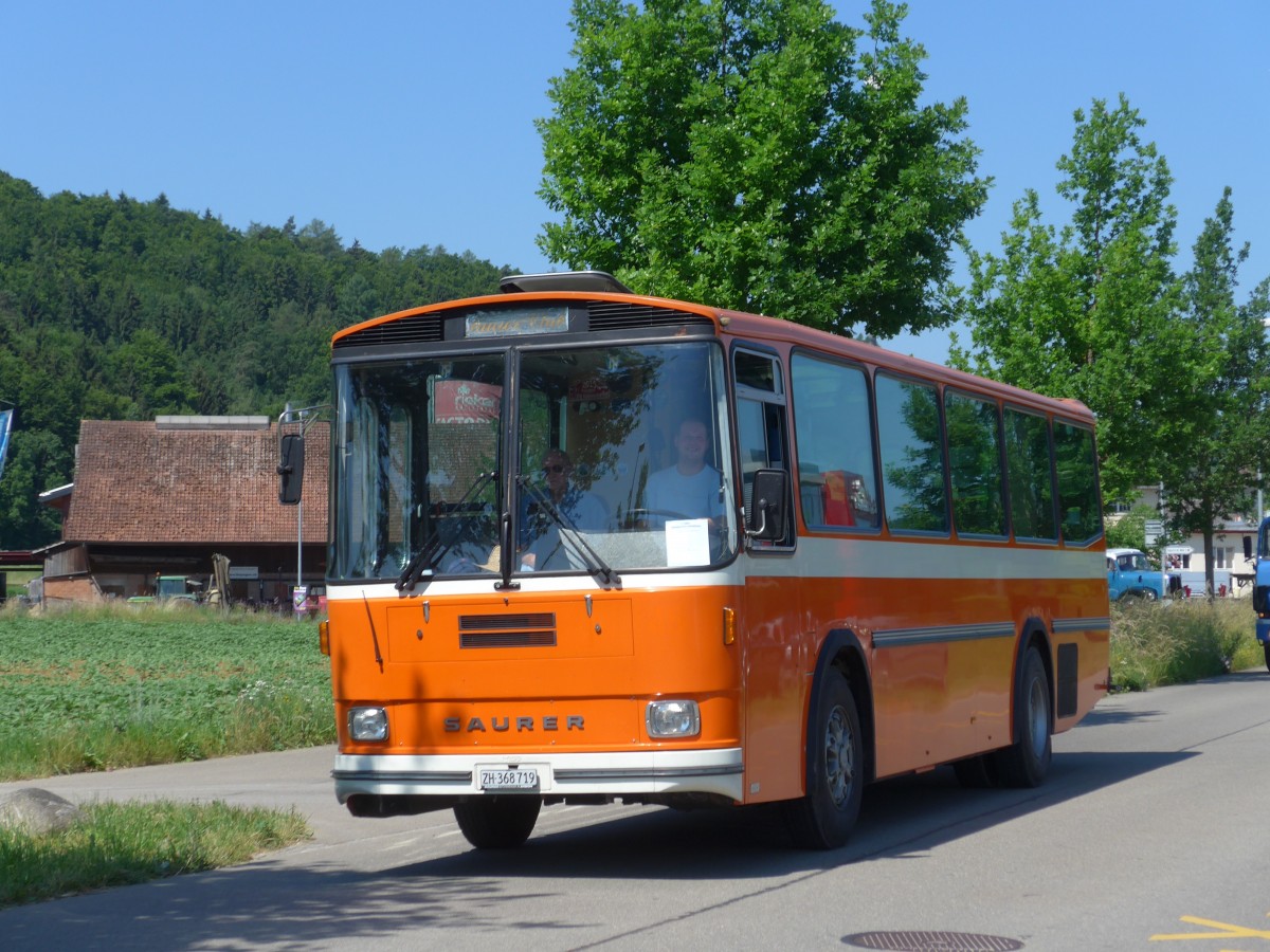 (161'815) - Mangold, Oberengstringen - ZH 368'719 - Saurer/Hess (ex RhV Altsttten Nr. 45) am 6. Juni 2015 in Thayngen, Saurertreffen