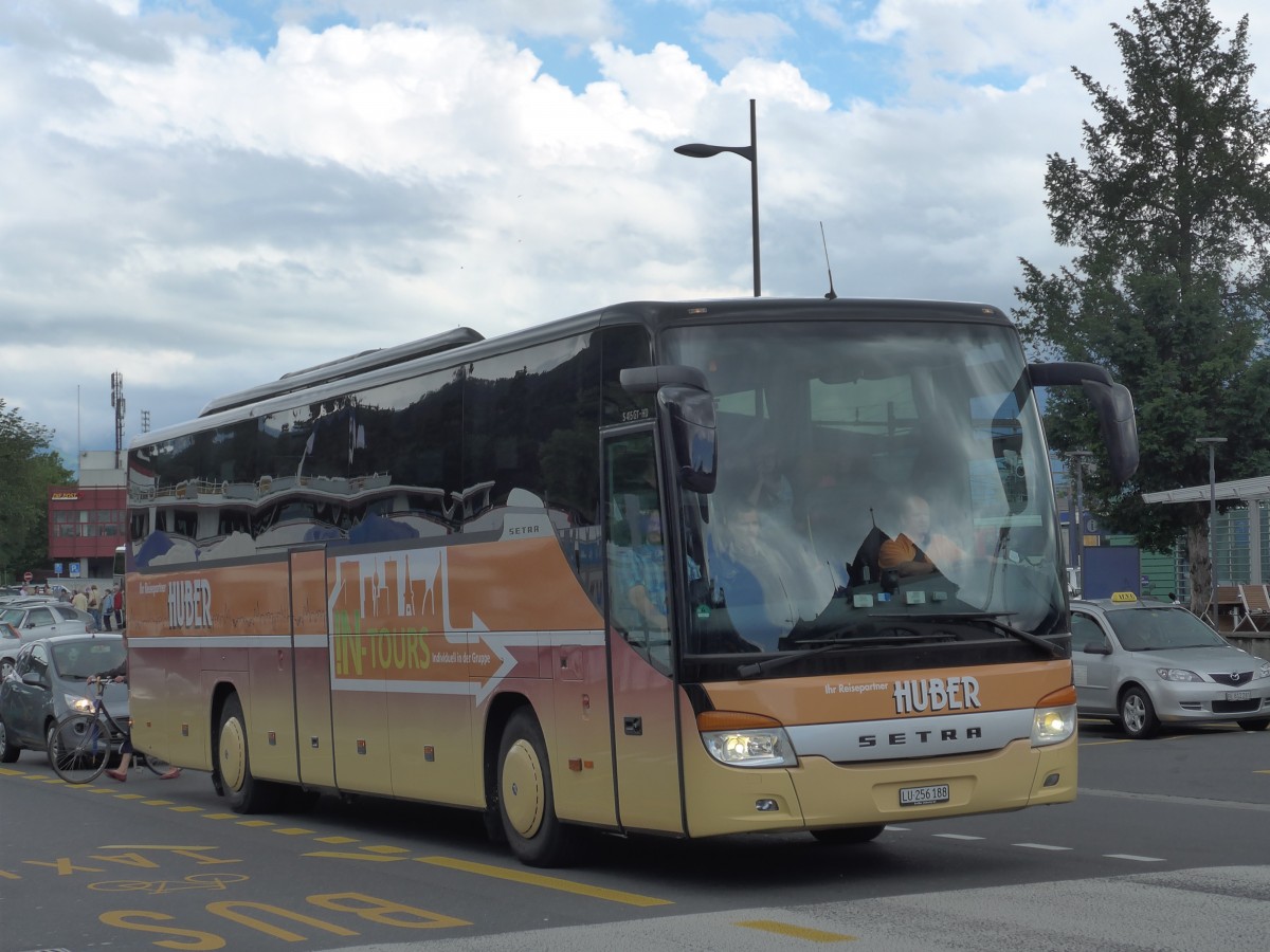 (162'482) - Huber, Entlebuch - LU 162'482 - Setra (ex Marti, Kallnach) am 23. Juni 2015 beim Bahnhof Thun