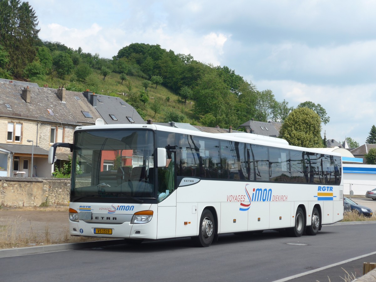 (162'583) - Simon, Diekirch - VS 1519 - Setra am 25. Juni 2015 beim Bahnhof Ettelbruck