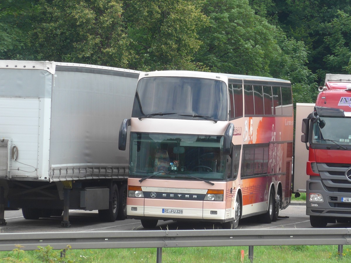 (162'687) - Urban, Gladbeck - RE-FU 328 - Setra am 27. Juni 2015 in Lobachtal, Rastplatz