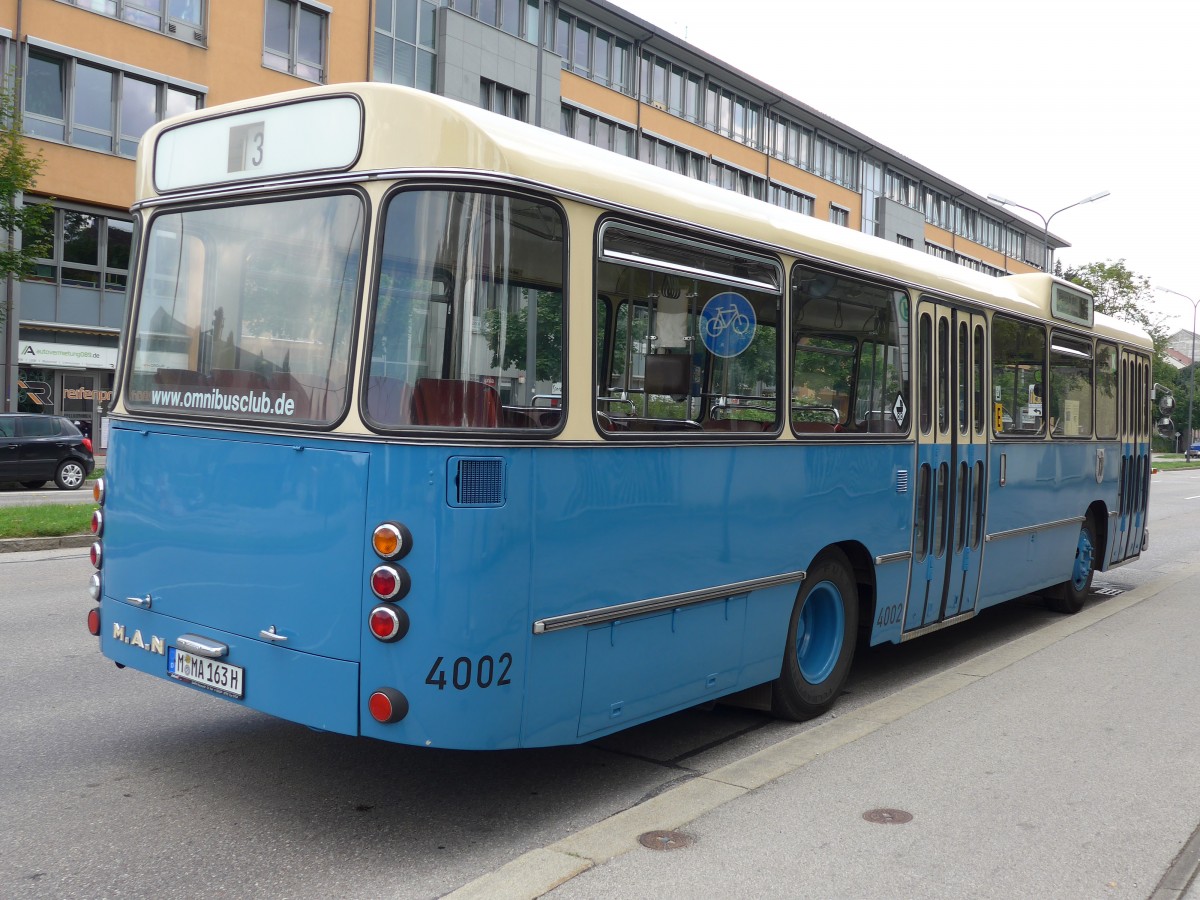 (162'846) - MVG Mnchen (OCM) - Nr. 4002/M-MA 163H - MAN am 28. Juni 2015 in Mnchen, MVG-Museum