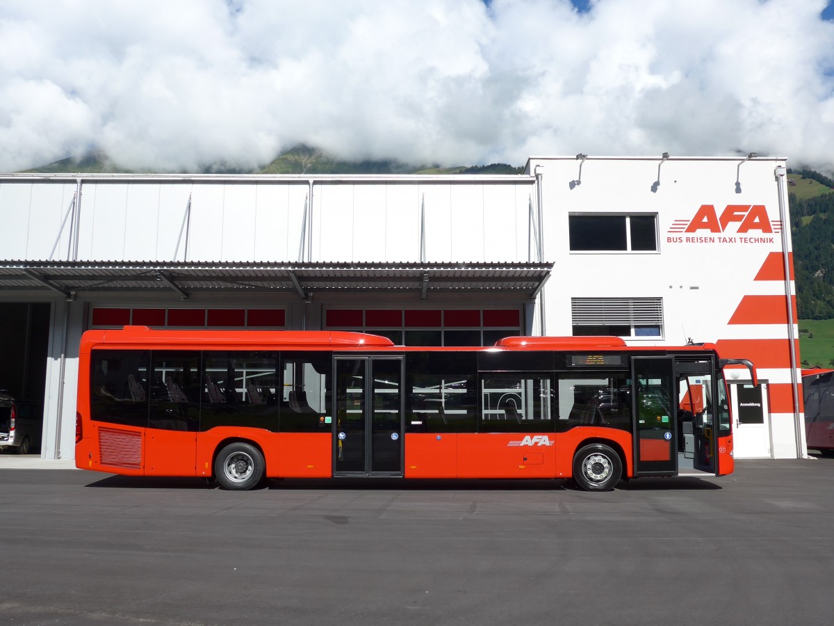 (163'673) - AFA Adelboden - Nr. 27 - Mercedes am 20. August 2015 in Frutigen, Garage