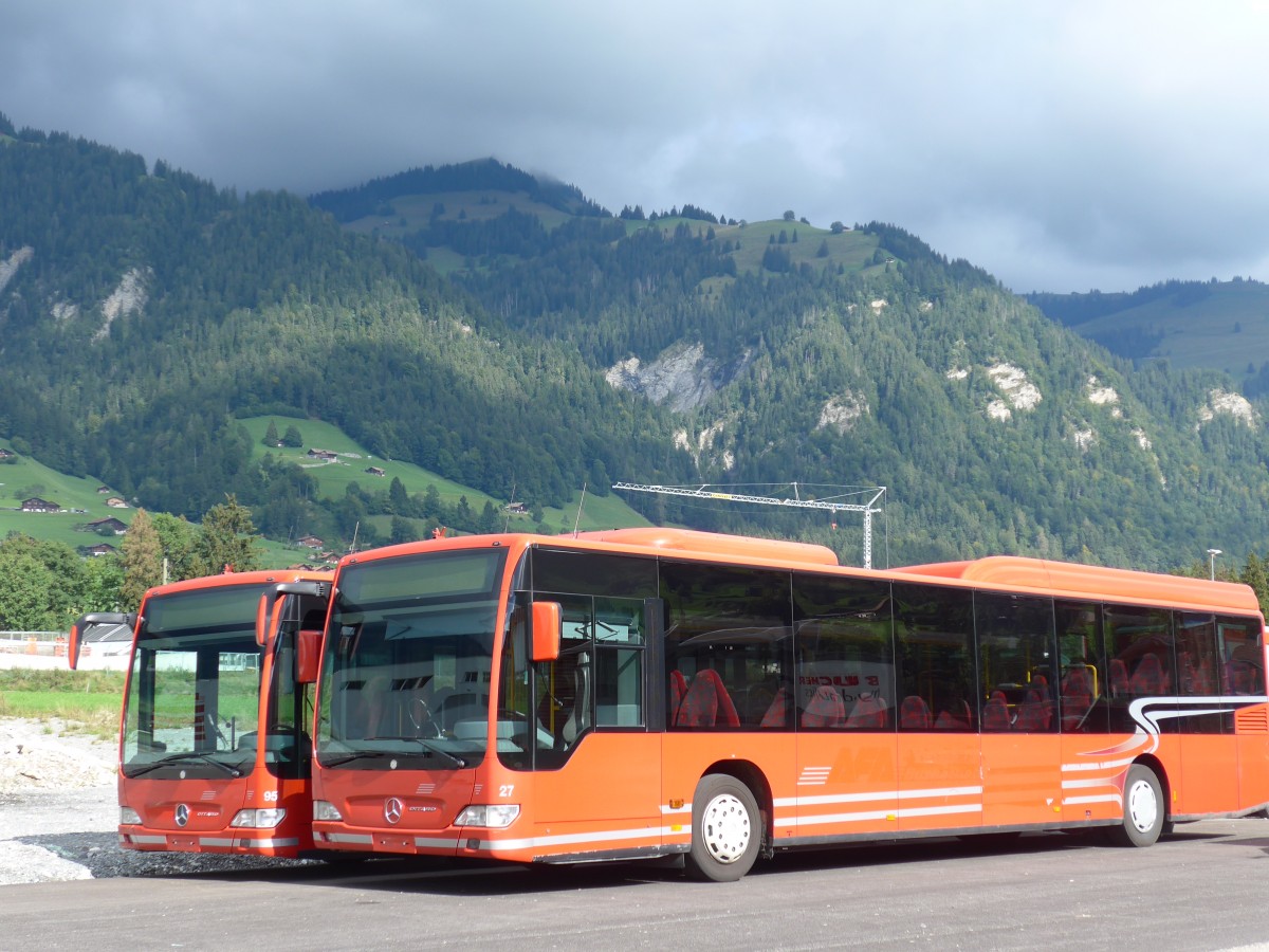 (164'402) - AFA Adelboden - Nr. 27 - Mercedes am 6. September 2015 in Frutigen, Garage