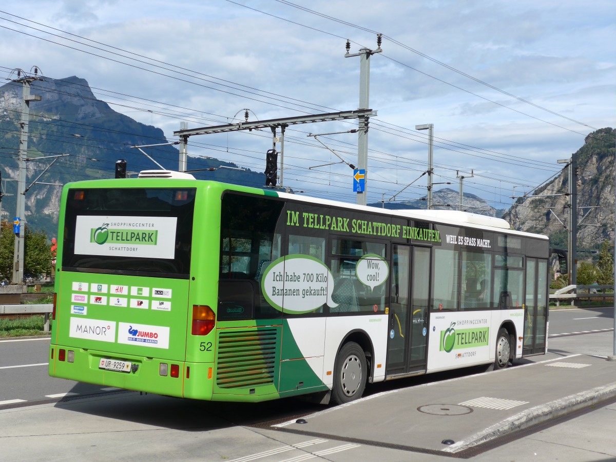 (164'891) - AAGU Altdorf - Nr. 52/UR 9259 - Mercedes am 16. September 2015 in Flelen, Hauptplatz