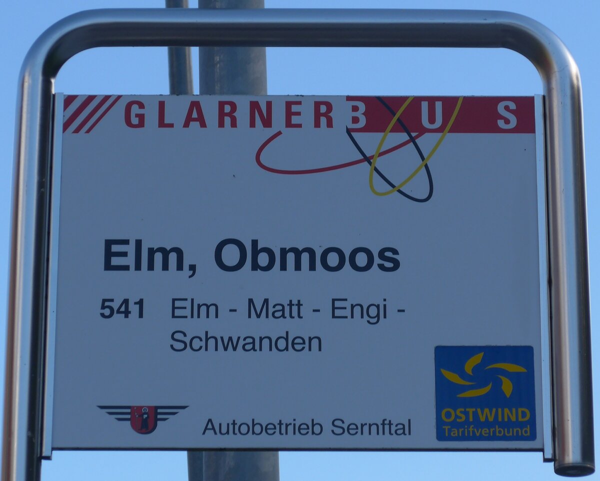 (166'140) - GLARNER BUS/Autobetrieb Sernftal-Haltestellenschild - Elm, Obmoos - am 10. Oktober 2015