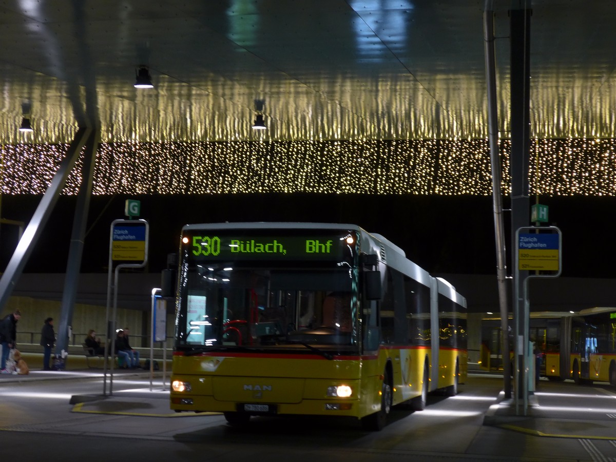 (166'574) - PostAuto Zrich - Nr. 144/ZH 780'686 - MAN (ex Nr. 21; ex P 26'016) am 6. November 2015 in Zrich, Flughafen