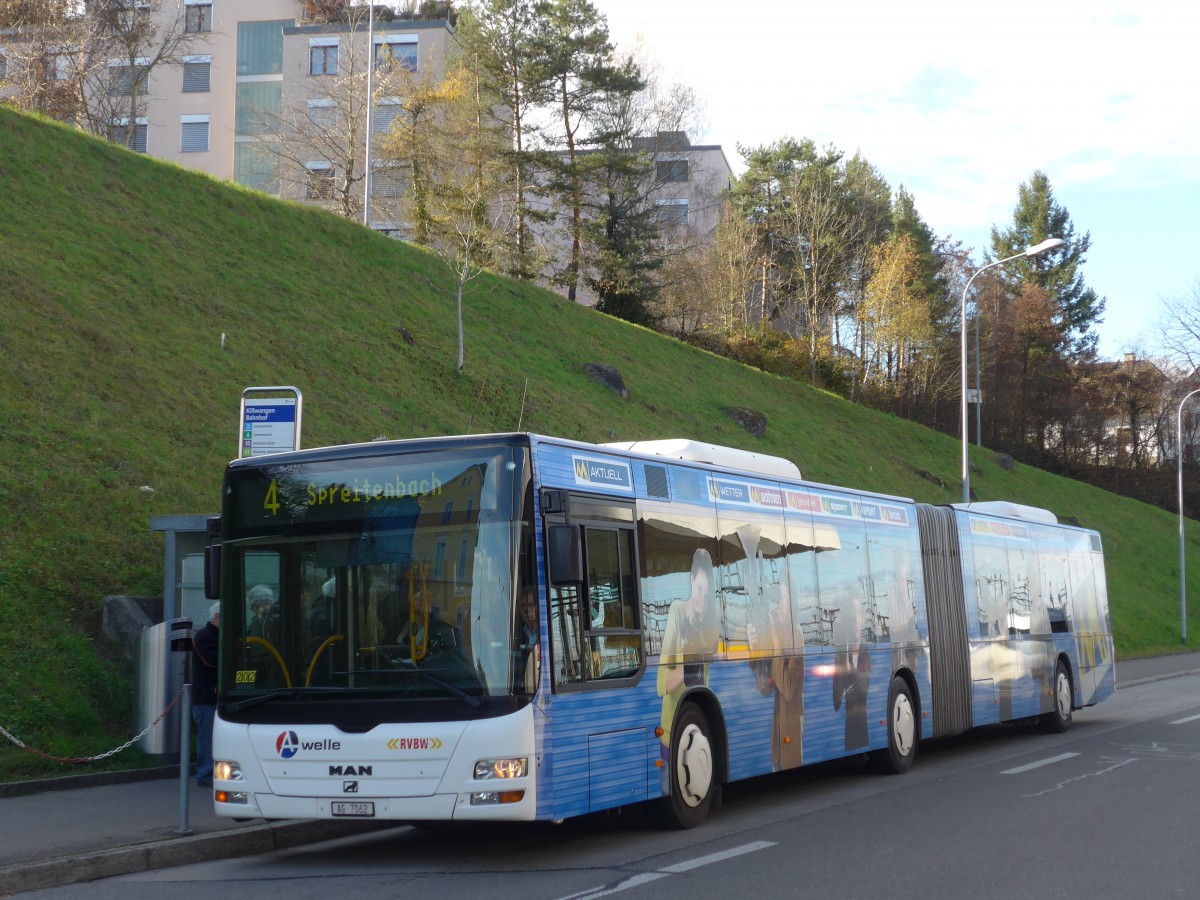 (167'422) - RVBW Wettingen - Nr. 155/AG 7062 - MAN am 19. November 2015 beim Bahnhof Killwangen-Spreitenbach