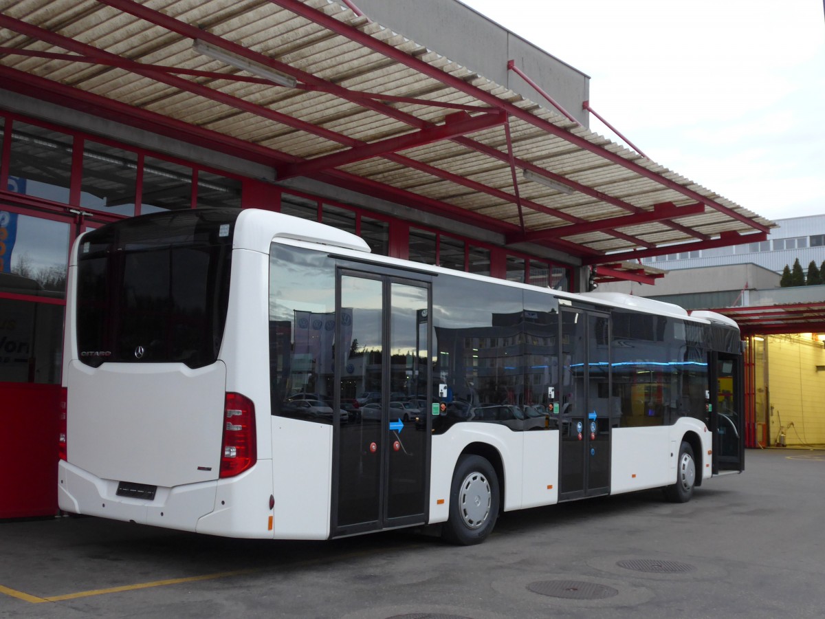 (167'451) - EAB Engelberg - Mercedes (ex VZO Grningen; ex Vorfhrfahrzeug) am 19. November 2015 in Kloten, EvoBus