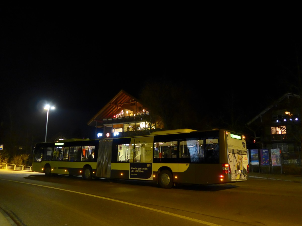 (167'844) - STI Thun - Nr. 141/BE 801'141 - MAN am 19. Dezember 2015 in Steffisburg, Kirche