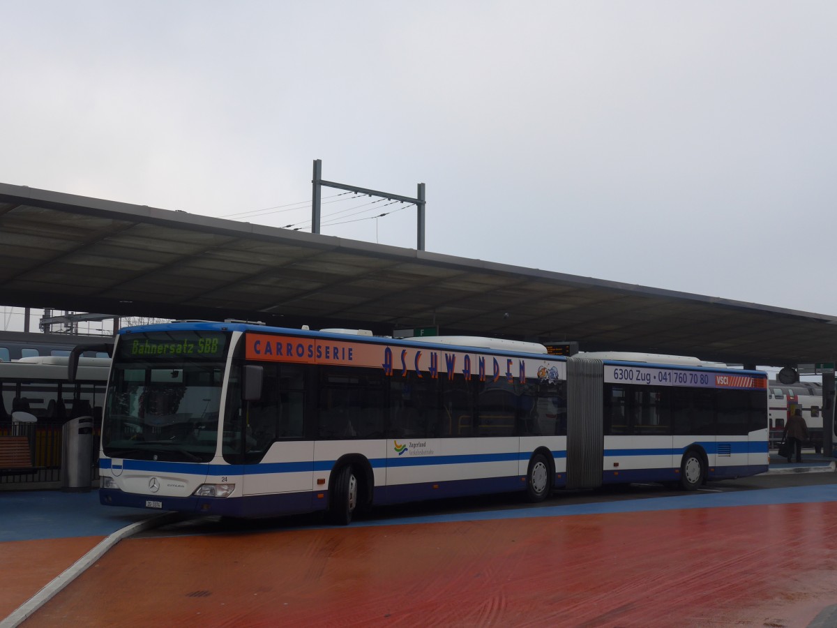 (168'177) - ZVB Zug - Nr. 24/ZG 3374 - Mercedes am 1. Januar 2016 beim Bahnhof Horgen