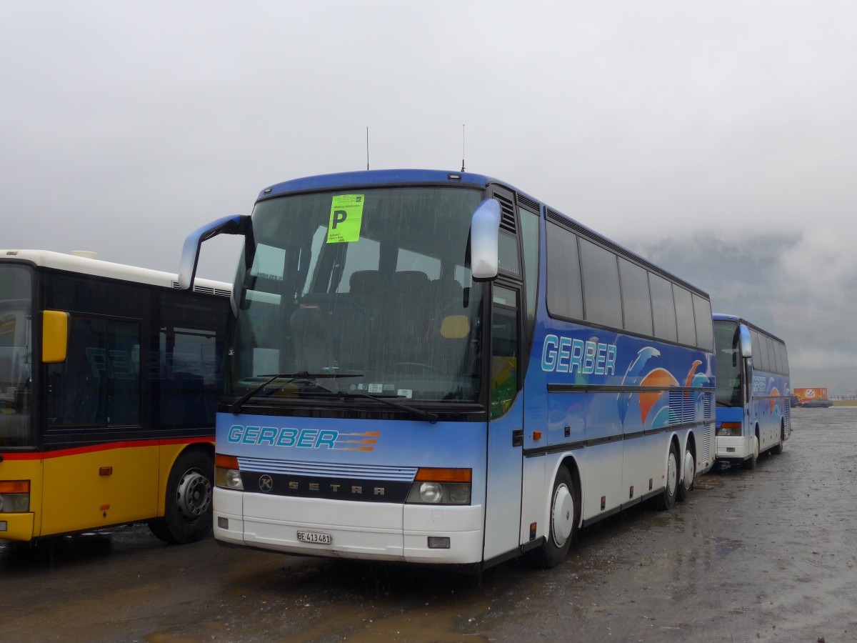 (168'315) - Gerber, Roggwil - Nr. 5/BE 413'481 - Setra am 9. Januar 2016 in Frutigen, Flugplatz