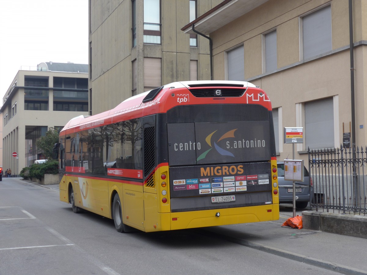 (168'682) - AutoPostale Ticino - TI 74'055 - Volvo am 6. Februar 2016 im Bellinzona, Fermata provvisoria