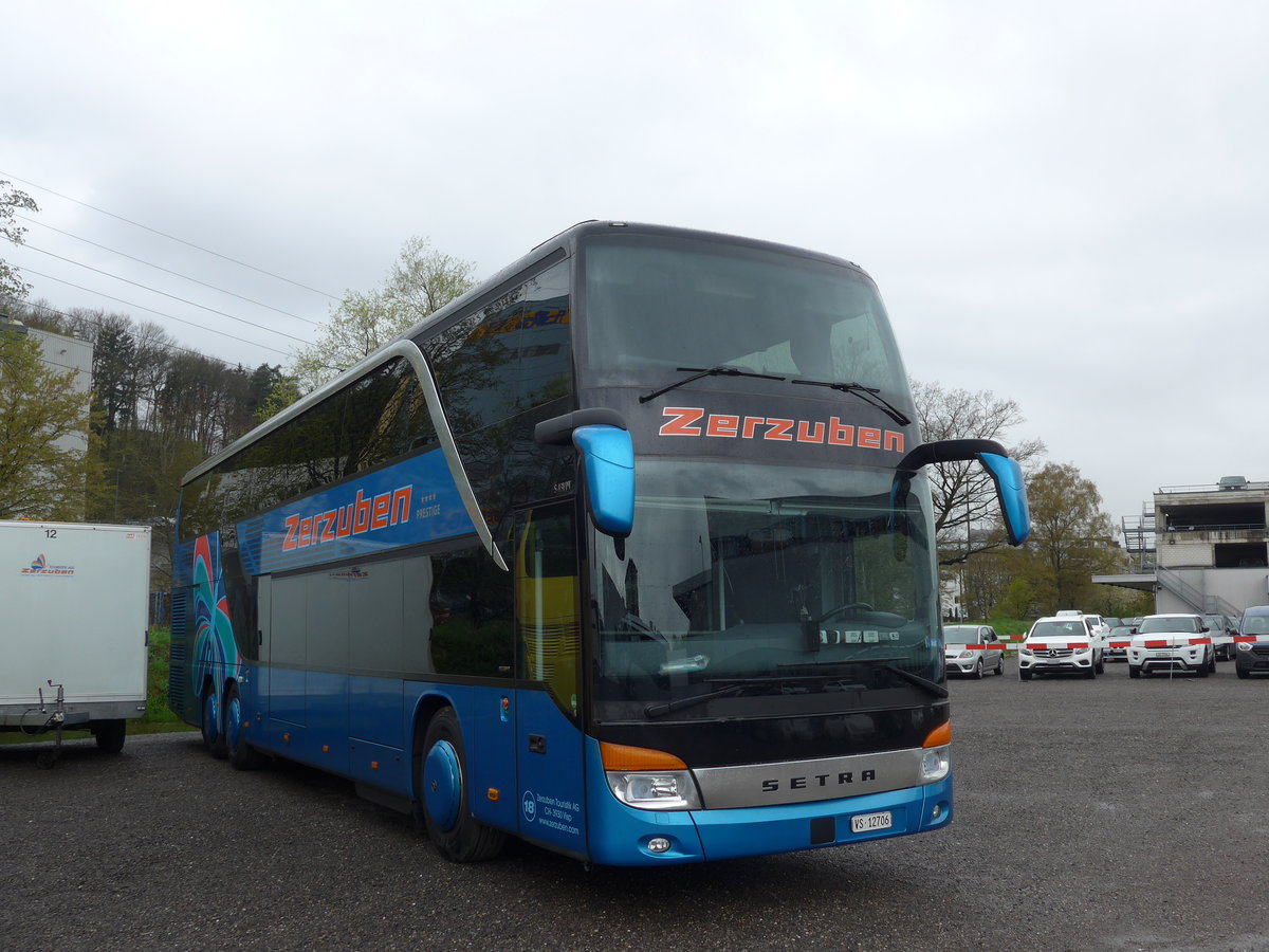 (169'971) - Zerzuben, Visp-Eyholz - Nr. 18/VS 12'706 - Setra am 14. April 2016 in Kloten, EvoBus